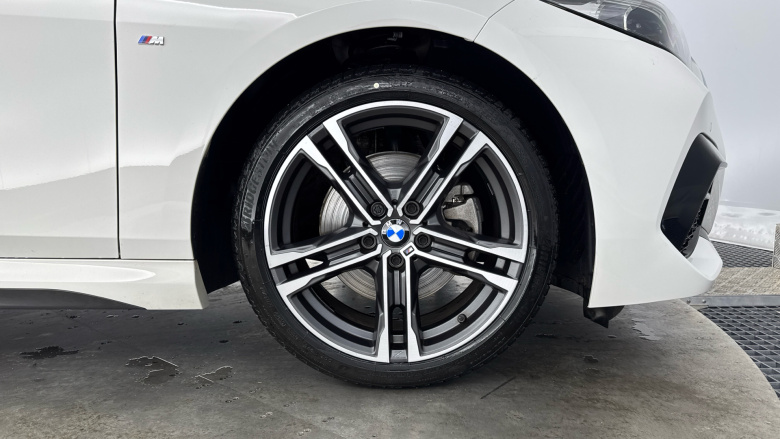 BMW 2 Series 218i [136] M Sport 4dr DCT Petrol Saloon